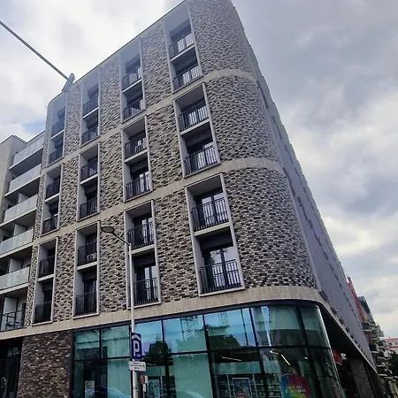 Comfortable Modern By The River Wroclaw